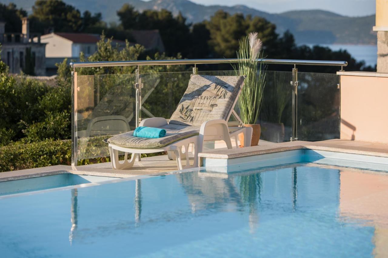 Holiday Home Lavanda มาลีลิช ภายนอก รูปภาพ